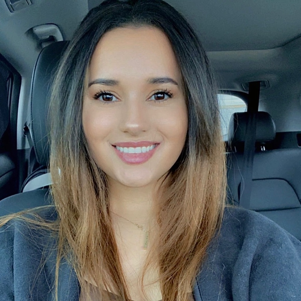 Meet your Posher, Jasmine